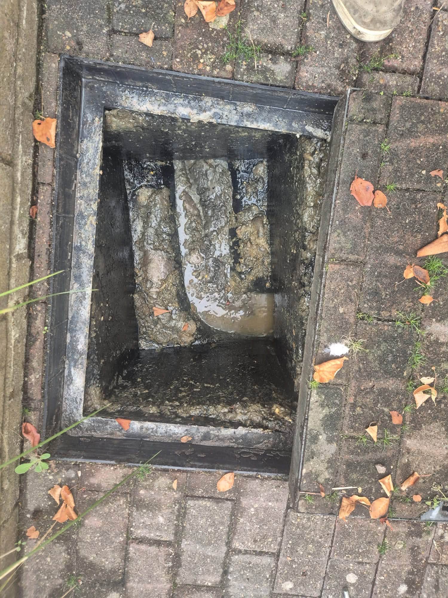 Professional drainage troubleshooting for recurring blockages